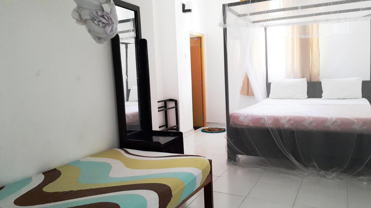 Mirissa Harbour View Hotel Bagian luar foto